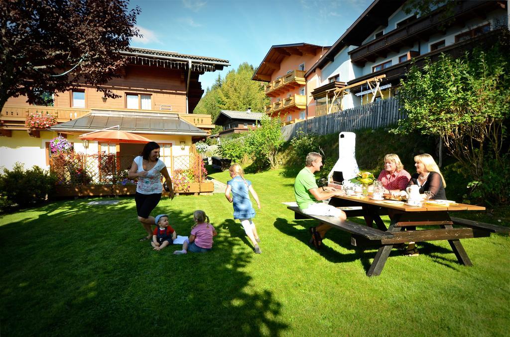 Pension Mozart Wagrain Exteriör bild